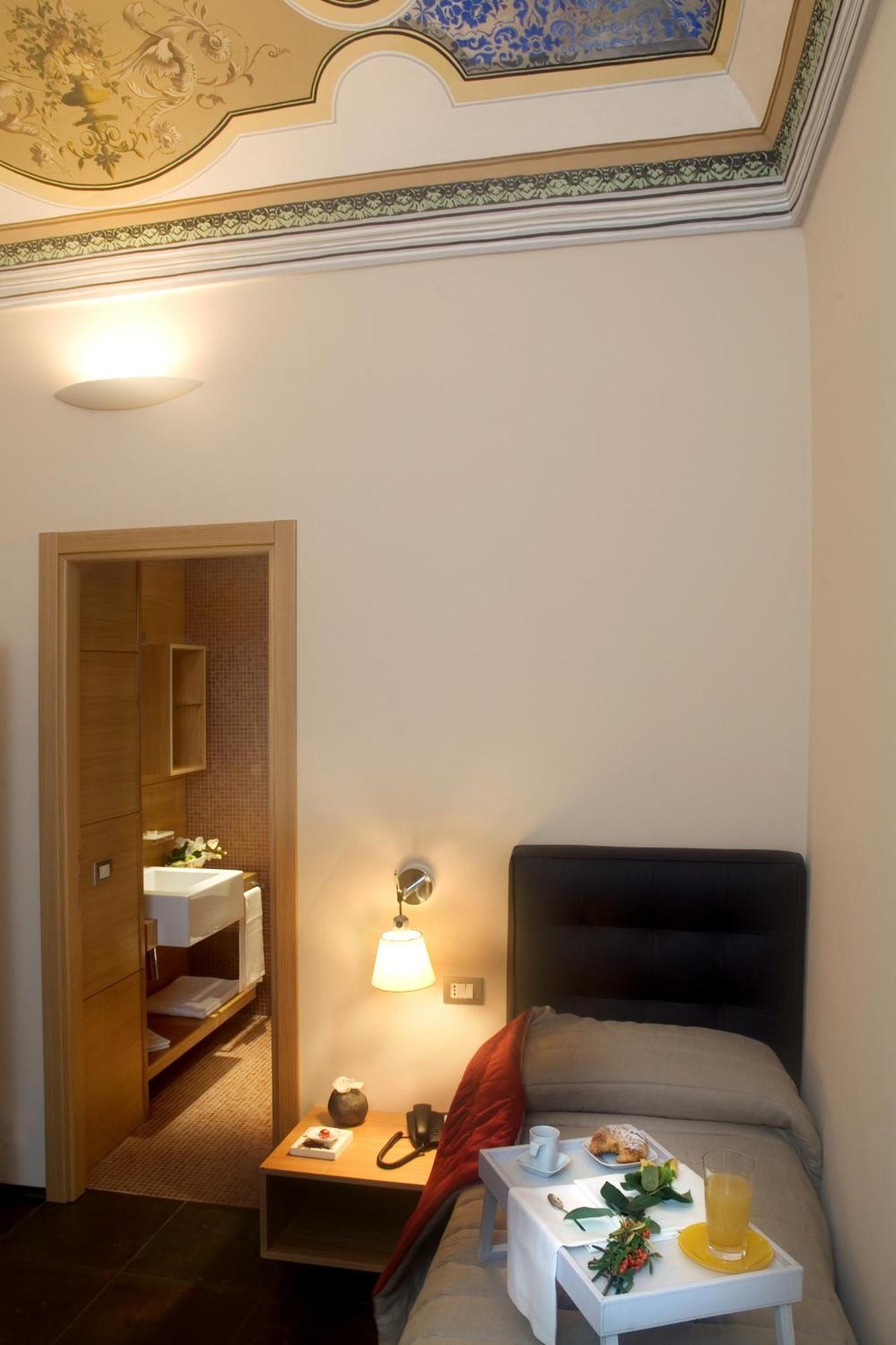 Hotel Novecento Scicli Luaran gambar