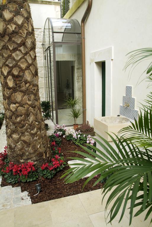 Hotel Novecento Scicli Luaran gambar
