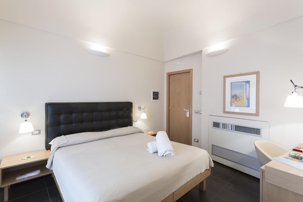 Hotel Novecento Scicli Luaran gambar